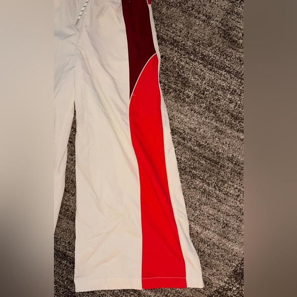 URBAN OUTFITTERS BDG ADRIENNE NYLON WIDE LEG TRACK PANTS NWOT SIZE SMALL UO FP - Picture 4 of 9